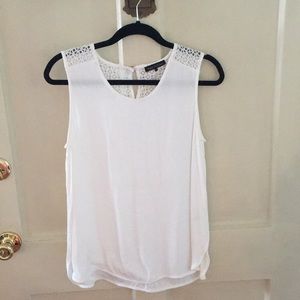 White sleeveless blouse